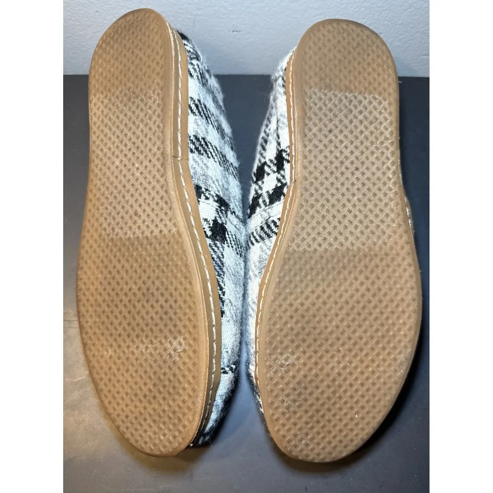 Toms good preowned